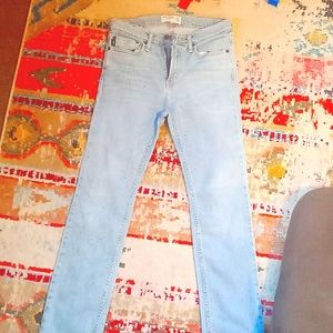 NEW Abercrombie 15/16 kids slim straight kids 15/16 (Girls) GREAT CONDITION